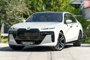 BMW 740 d M SPORT.CONNOISSEUR.SKY.DR.ASS.PRO.5/100