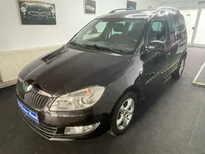 Skoda Roomster Style aus Erster Hand AHK TÜV 03/27