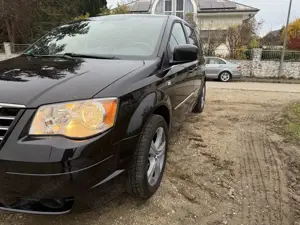 Chrysler Grand Voyager 2.8 CRD Automatik Limited Bild 3
