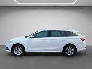 Skoda Octavia Combi 2.0 TDI DPF Style DSG Bild 3