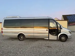 Mercedes-Benz Sprinter II Kombi 519 CDI 24 Sitze Leder Bild 4