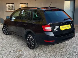 Skoda Fabia 1.0 TSI Drive 125 ACC CarPlay DAB Sitzhzg. Bild 5