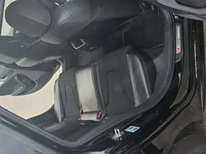 Audi A4 Avant 2.0 TDI DPF multitronic S line Sportpaket Bild 4