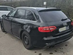 Audi A4 Avant 2.0 TDI DPF multitronic S line Sportpaket Bild 2