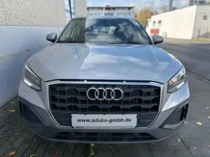 Audi Q2 30 TFSI Attraction LED Scheinwerfer Klimatron