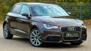 Audi A1 Sportback attraction/TÜV NEU/KLIMA/SHZ/NAVI/