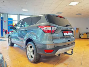 Ford Kuga Bild 2