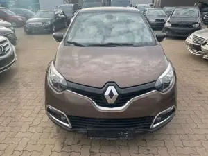 Renault Captur Luxe TÜV 06.2026 Bild 3
