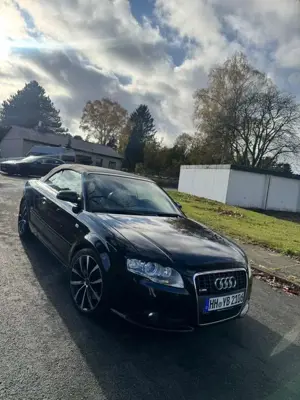 Audi A4 2.0 TFSI S-Line