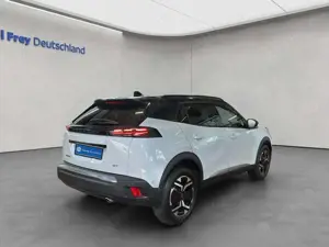 Peugeot 2008 BlueHDi 130 EAT8 GT Bild 5
