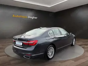 BMW 730 d 3.0 Schiebedach Alcantara Bild 4