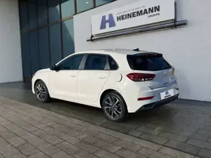 Hyundai i30 FL 5-Türer (MY25) 1.0 T-GDI (100 PS) 7-DCT 2WD Adv Bild 3