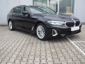 BMW 520 d Touring Aut. Luxury Line*AHK*Standhzg*DAProf*HUD