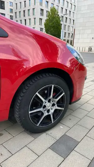 Renault Clio Clio 1.2 16V Ripcurl Bild 5