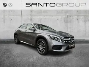 Mercedes-Benz GLA 220 GLA 220 d 4MATIC PEAK AMG Line 360 KAMERA LED Navi