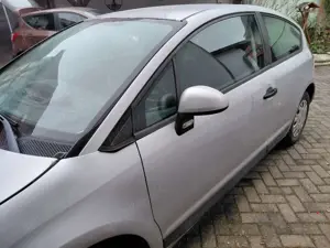 Citroen C4 C4 Coupe 1.4 16V VTR Bild 3