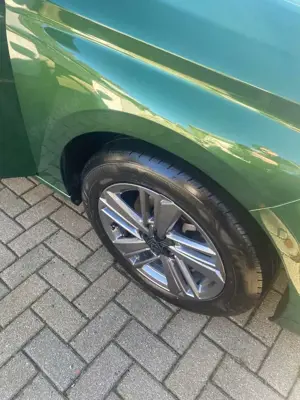 Peugeot 308 308 136 e-DSC6 Allure Bild 2