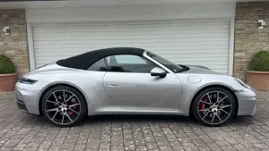 Porsche 992 911 Carrera S Cabriolet,1.Hd,MwSt aswb,360•,chro