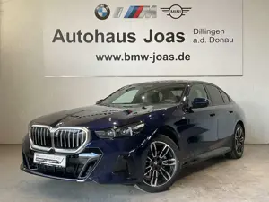 BMW 520 i M Sportpaket | Lenkradheizung | Sitzbelüftung vo