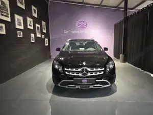 Mercedes-Benz GLA 180 GLA GLA 180/ 2 HAND/TOP  ZUSTAND