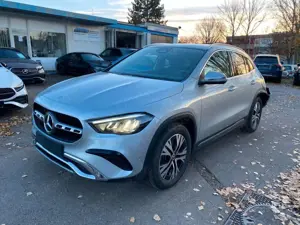 Mercedes-Benz GLA 200 Progressive Advanced/AHK/Memory/LED/Cam Bild 2