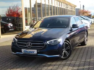 Mercedes-Benz E 220 d 9G-TRONIC Avantgarde AHK Distronic Pano Bild 2