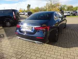 Mercedes-Benz E 220 d 9G-TRONIC Avantgarde AHK Distronic Pano Bild 5