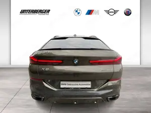 BMW X6 xDrive40d M Sportpaket Pro-BMW Niere Iconic Glow-A Bild 5