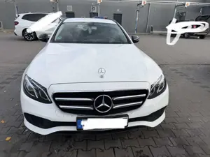 Mercedes-Benz E 200 E 200 Avantgarde Night 9G