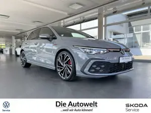 Volkswagen Golf VIII Lim. GTI 2.0 TSI DSG NAVI LED SHZG GBA Klima