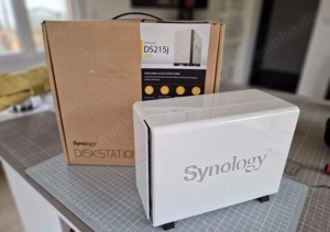 Synology DS215j   2-Bay NAS, sehr guter Zustand (ohne HDD)