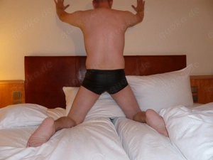 Biete neue Erfahrungen für die interessierte Dame