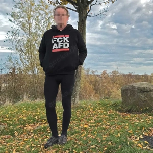 Kohlenpott: Linker Linksträger sucht Mann für das, was mit Hand und Mund Spaß macht.