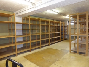 Stabile Lastenregale aus Holz