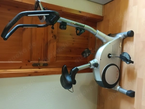 Heimtrainer Winterzeit ZUhause auf dem Rad Bild 2