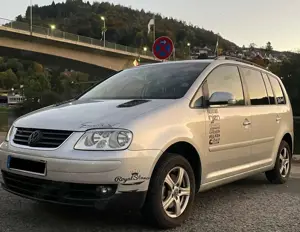 Volkswagen Touran 2.0 TDI Trendline Bild 2