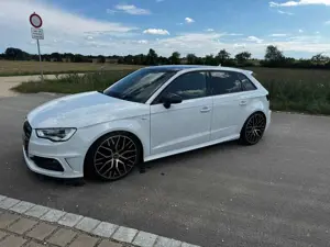 Audi A3 A3 2.0 TDI Sportback S line Sportpaket Bild 2