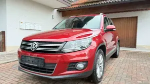 Volkswagen Tiguan Sport  Style BMT 4Mot*NEU TÜV*AUTO*SHZ*