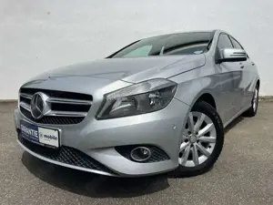 Mercedes-Benz A 180 CDI Style BlueEfficiency NAVI SITZHZG PDC NEUES MO
