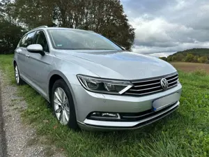 Volkswagen Passat Variant 2.0 TDI Highline 4Motion Kamera Acc Ahk SHZ