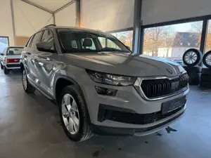 Skoda Kodiaq 2.0 TDI Tour Matrix/StandHZ/AHK/ACC Bild 2