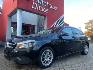 Mercedes-Benz A 200 BlueEfficienc Automatik! Voll Leder Navi