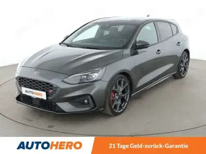 Ford Focus 2.3 EcoBoost ST*NAVI*LED*ACC*CAM*PDC*SHZ*