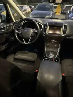 Ford S-Max 2.0 EcoBlue Aut. TREND Bild 5