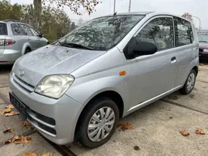 Daihatsu Cuore 1.0 Euro4 Servo *Inspektion + Tüv neu*