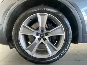 Audi SQ5 Bild 2