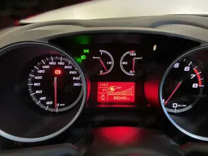 Alfa Romeo Giulietta 1750 tbi Quadrifoglio Verde 235cv Bild 5