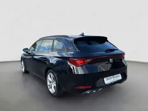 SEAT Leon FR Sportstourer 2.0 TDI LED AHK KAMERA TEMPOMAT Bild 3