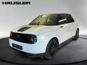 Honda e Bas Kamra Navi Klimaautomatik Panoramadach LED