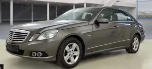 Mercedes-Benz E 350 CGI BlueEFFICIENCY Elegance Aut. NAVI/TEMP